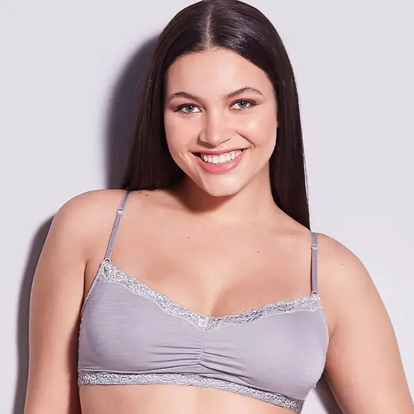 Suti? Top Com Bojo Remov?vel Em Modal E Detalhe Em Renda