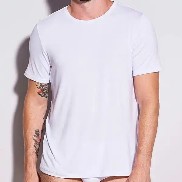 CAMISETA MANGA CURTA GOLA CARECA EM VISCOSE MASCULINO