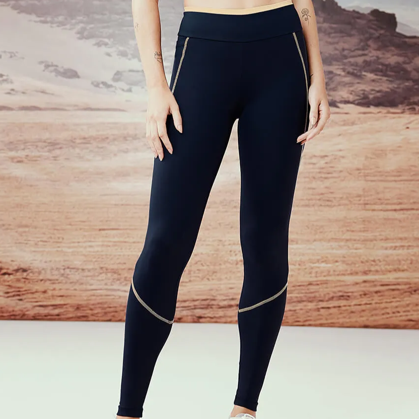 CALÇA LEGGING RECORTES