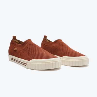 ZAPATO CERRADO DE TACÓN PLANO